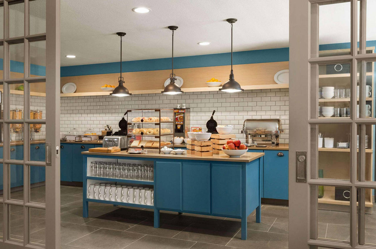Country Inn & Suites by Radisson, New Braunfels, TX breakfast area